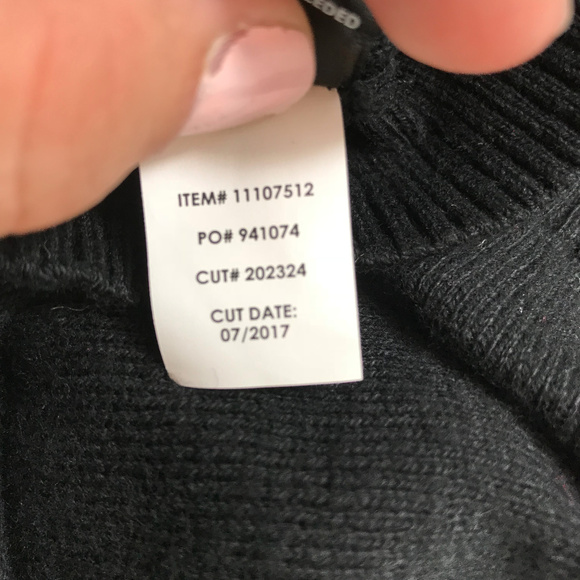 SOLD!! NWOT Torrid Blak Good Girl/Bad Girl Sequin - Picture 7 of 7